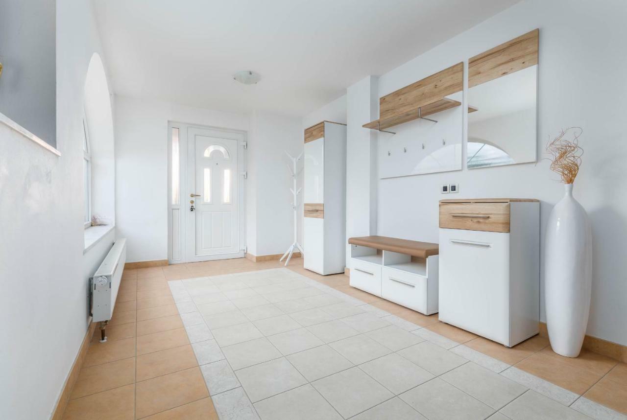 Apartment Villa Nera Pula Bagian luar foto